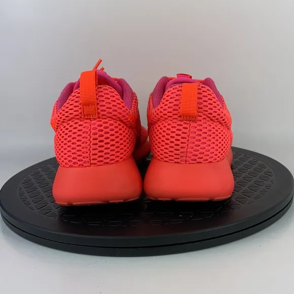 Nike Roshe One Hyperfuse Crimson Running Shoes 833826-800 Women's Size 6