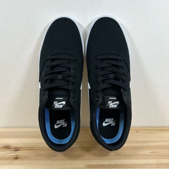 Nike SB Charge Canvas casual skate sneakers Mens 11 Black White NEW