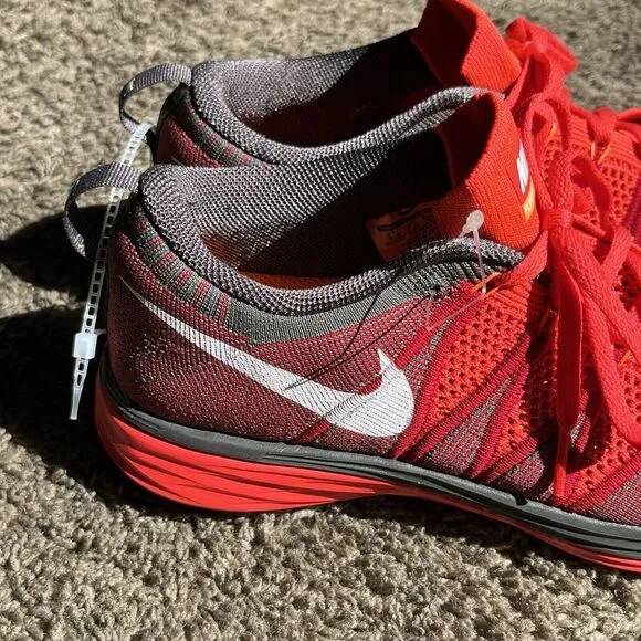 Nike Shoes Men Size 8.5 Flyknit lunar 2 Light Crimson Orange 620465 2013‎