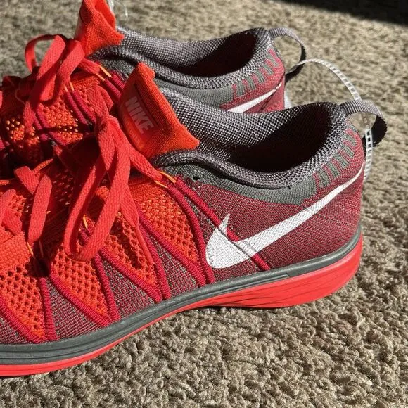 Nike Shoes Men Size 8.5 Flyknit lunar 2 Light Crimson Orange 620465 2013‎