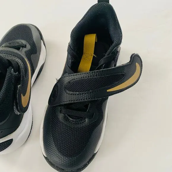 Nike | Team Hustle D 11 Basketball Shoes EUC 11c Black Gold