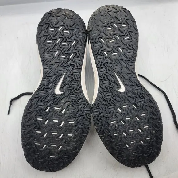 Nike Varsity Compete TR 3 Mens 10 Light Smoke Grey Black White Shoes CJ0813-003