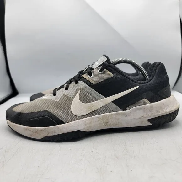 Nike Varsity Compete TR 3 Mens 10 Light Smoke Grey Black White Shoes CJ0813-003
