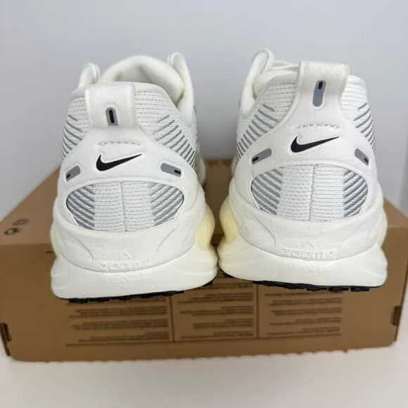 Nike Vomero 18 Summit White Coconut Milk Size 9 Men Running Shoes