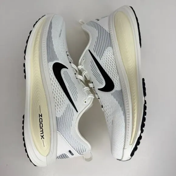 Nike Vomero 18 Summit White Coconut Milk Size 9 Men Running Shoes