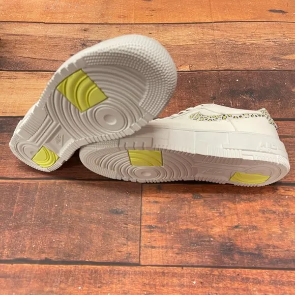 Nike Women's Air Force 1 Pixel SE White Shoes
