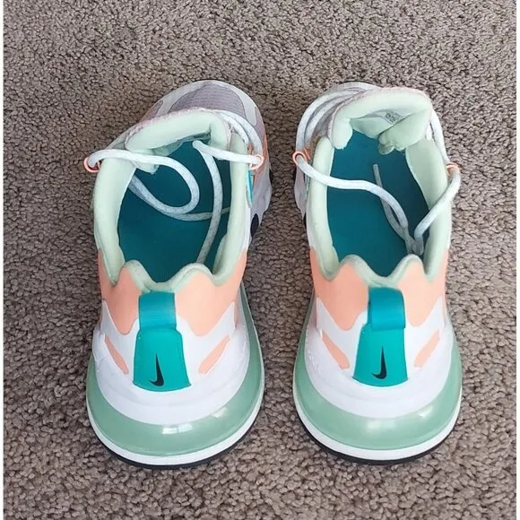 Nike Women's Air Max 270 React SE Light Arctic Pink Size 6