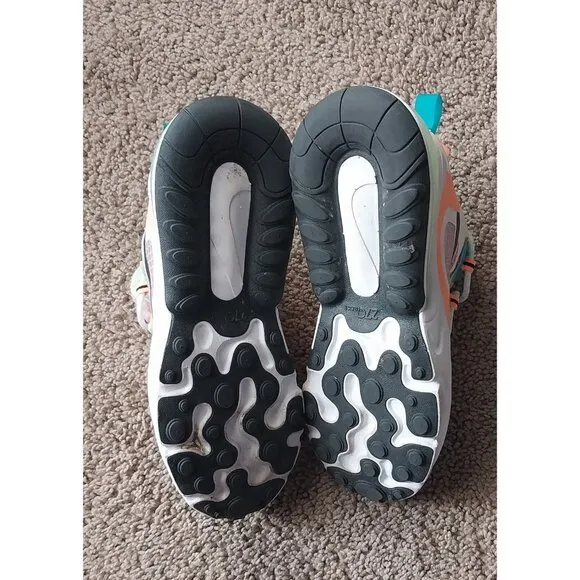 Nike Women's Air Max 270 React SE Light Arctic Pink Size 6