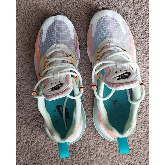 Nike Women's Air Max 270 React SE Light Arctic Pink Size 6