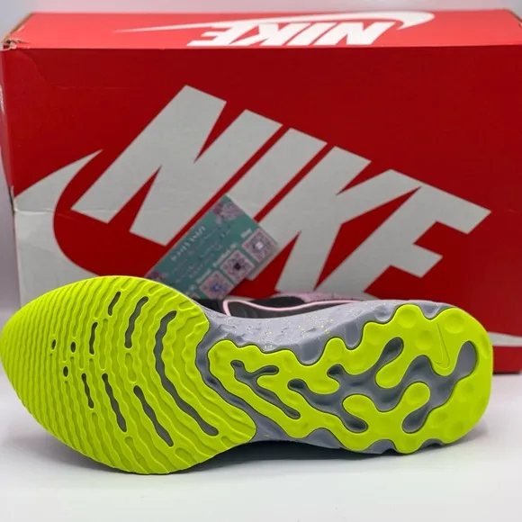 NIKE WOMENS REACT INFINITY FLYKNIT 2 RUNNING SHOES (12) NO BOX
