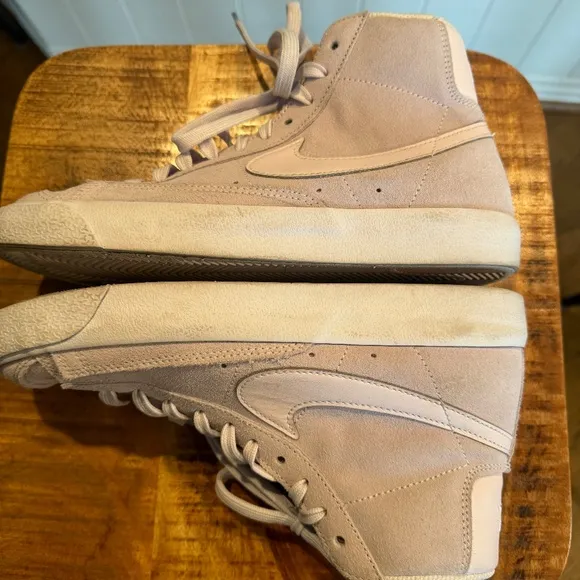 NIKE Youth kids 6Y Blazer Mid '77 Suede GS light violet shoes