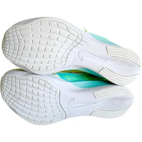 Nike Zoom Fly 4 Women's Road Running Shoes 6.5 Women’s Sneakers CT2401-700