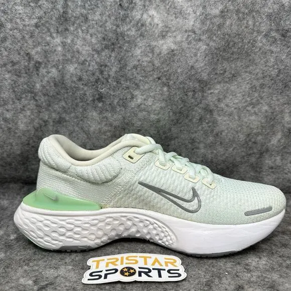 Nike ZoomX Invincible Run FK 2 Running Shoes Womens Sz 8 Barely Green DC9993-301