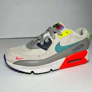 Nike Air Max 90 Youth Shoes in Evolution of Icons 2Y