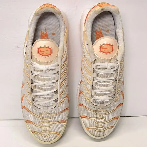 Nike Womens Air Max Plus Tn Running Shoes in White Atomic Orange 10