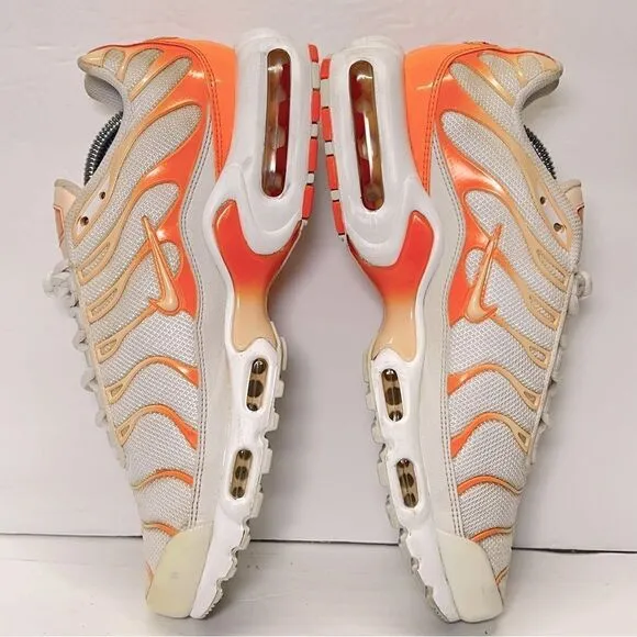 Nike Womens Air Max Plus Tn Running Shoes in White Atomic Orange 10