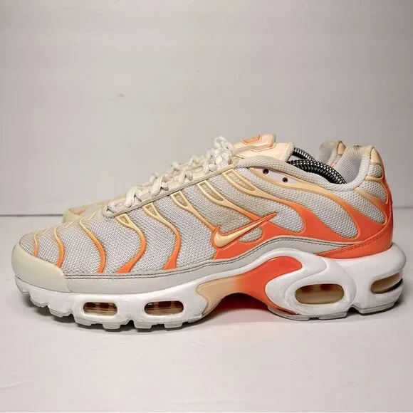 Nike Womens Air Max Plus Tn Running Shoes in White Atomic Orange 10