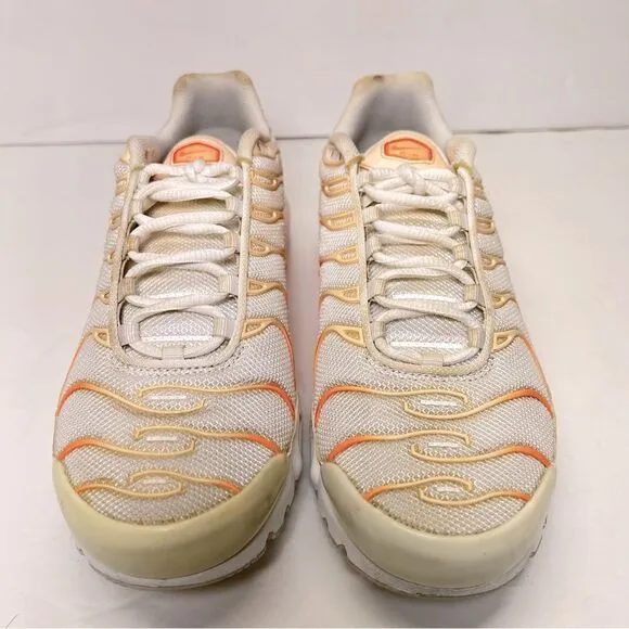 Nike Womens Air Max Plus Tn Running Shoes in White Atomic Orange 10