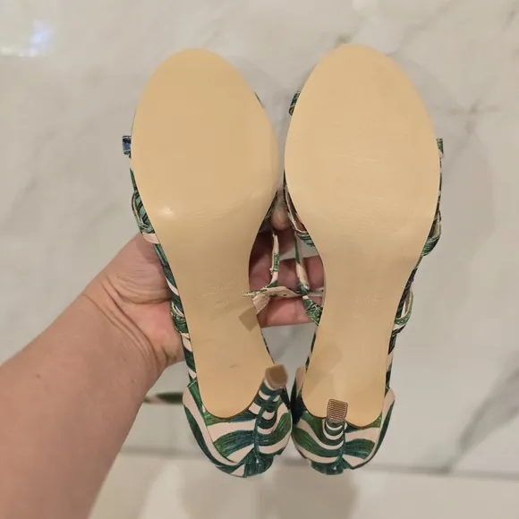 Nine West Green Leaf Print Strappy open toe Women's Heels Size 6.5