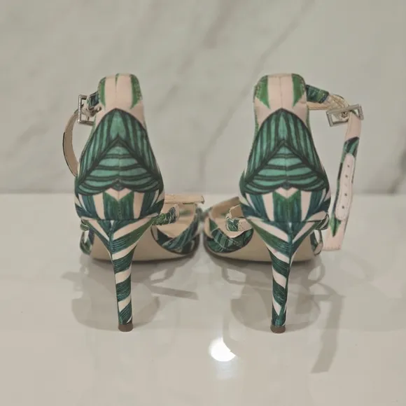 Nine West Green Leaf Print Strappy open toe Women's Heels Size 6.5