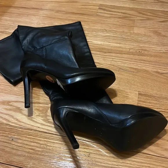 NINE WEST platform boots NEW size 7