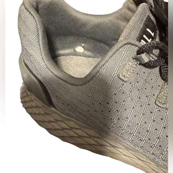 NOBULL Running Shoes Sneakers Unisex Mens 8 Womens 9.5 Gray
