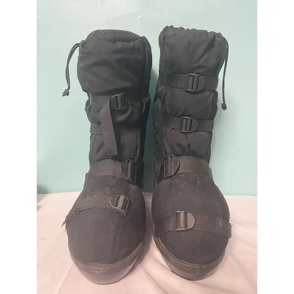 Northern Outfitters Size L Arctic Expedition Extreme Cold Snow/Winter Lined Boot