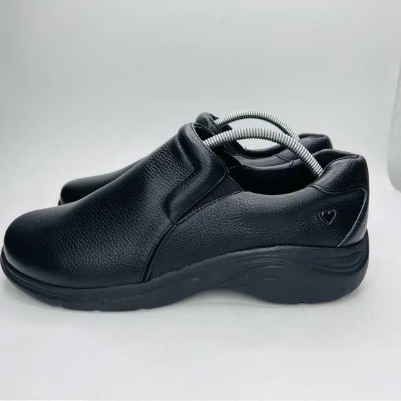 Nurse Mates Dove Black Pebble Leather Slip On Nurse Shoes Women’s Size 1…