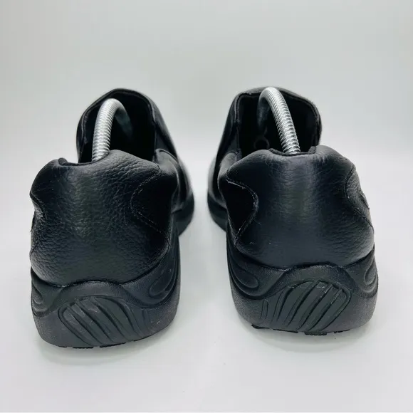 Nurse Mates Dove Black Pebble Leather Slip On Nurse Shoes Women’s Size 1…