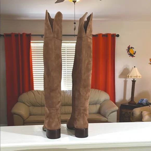 NWOB Antonio Melani Rilee Brown Suede Over-the-Knee Dress Boots Size 6 M