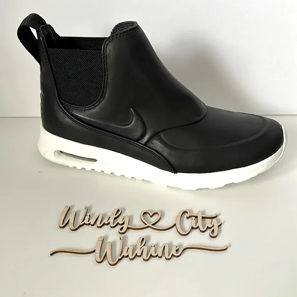 NWOB Nike Air Max Thea Mid Sz 9, Black
