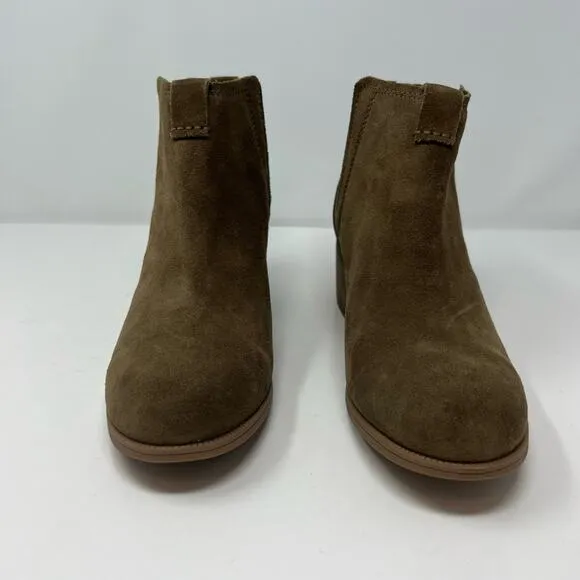 NWOT Clarks Ankle Booties Women's Size 10 Brown Suede Brown