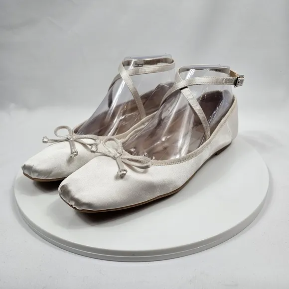 NWOT Dolce Vita Reilly Ballet Flat Satin Square Toe Buckle Ankle Strap White 7.5