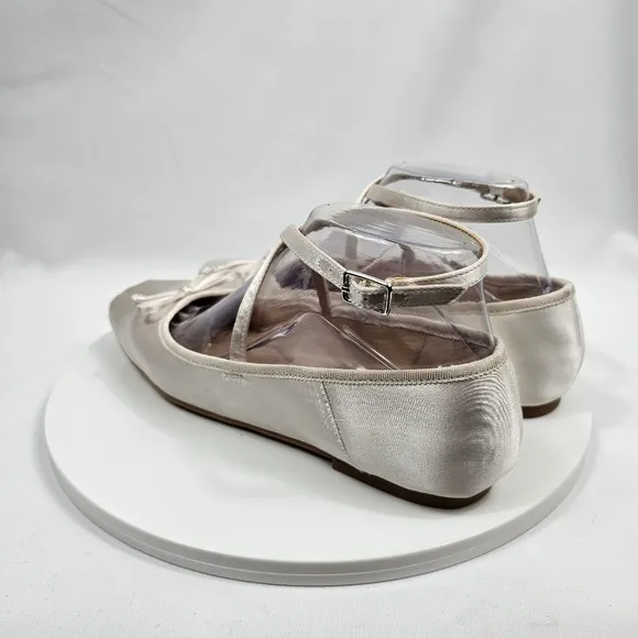 NWOT Dolce Vita Reilly Ballet Flat Satin Square Toe Buckle Ankle Strap White 7.5
