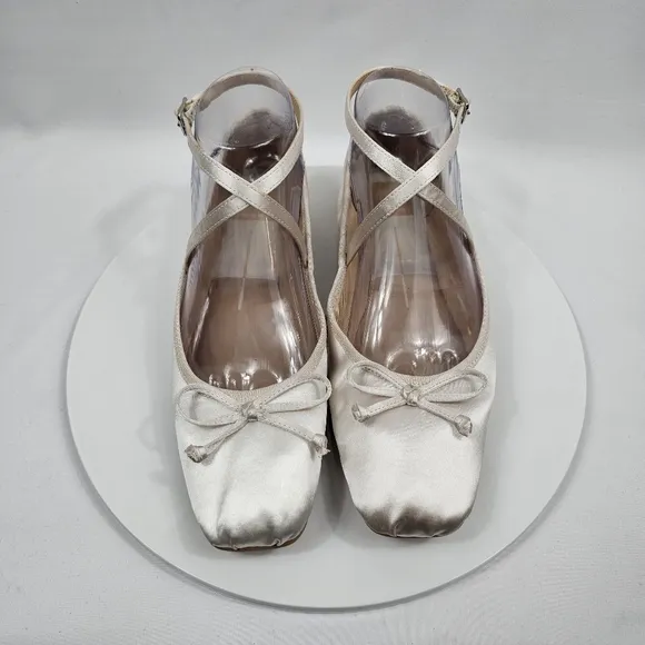 NWOT Dolce Vita Reilly Ballet Flat Satin Square Toe Buckle Ankle Strap White 7.5