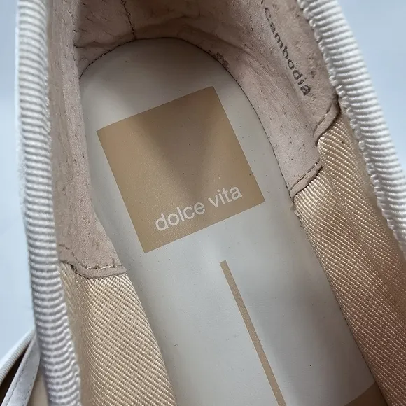NWOT Dolce Vita Reilly Ballet Flat Satin Square Toe Buckle Ankle Strap White 7.5