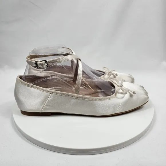 NWOT Dolce Vita Reilly Ballet Flat Satin Square Toe Buckle Ankle Strap White 7.5