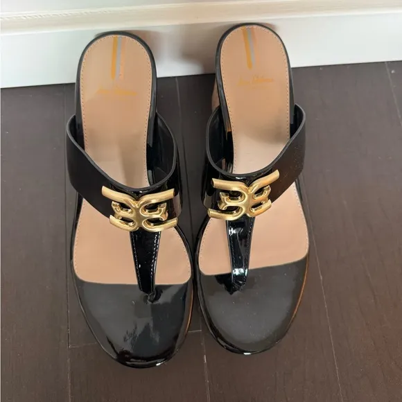 NWOT Sam Edelman Yardlie Black Wedge Sandals