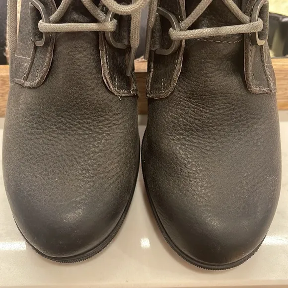 NWOT Sorel Joan of Arctic Wedge II Boots