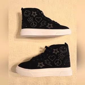 NWOT Steve Madden Girls High Tops Sneakers with Silver Embellishments