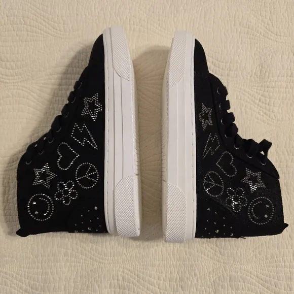 NWOT Steve Madden Girls High Tops Sneakers with Silver Embellishments