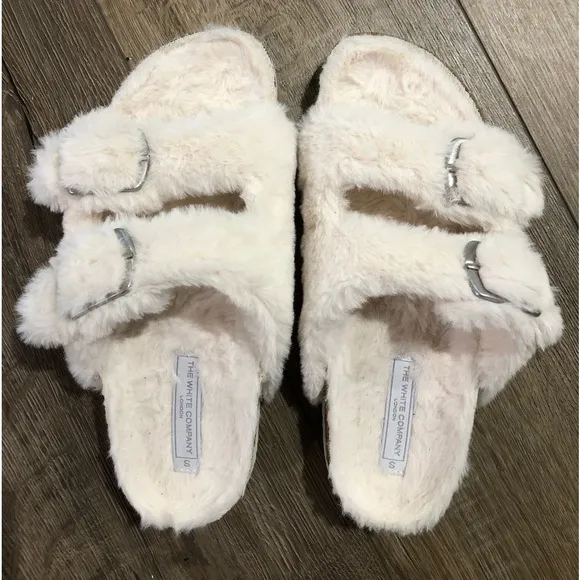 NWOT! - The White Company London - Faux Fur Buckle Cork Sandals