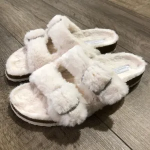 NWOT! - The White Company London - Faux Fur Buckle Cork Sandals