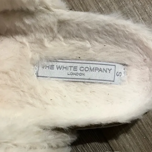 NWOT! - The White Company London - Faux Fur Buckle Cork Sandals