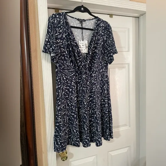 NWT 41 Hawthorn Elisse Knit wrap Surplice dress plus  size 0X 🌸🌹🌺 101