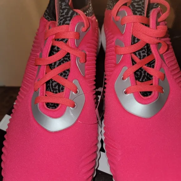 NWT Adidas Alphabounce J Running Shoes Bright Pink w/Cheetah Print in Black/Gray