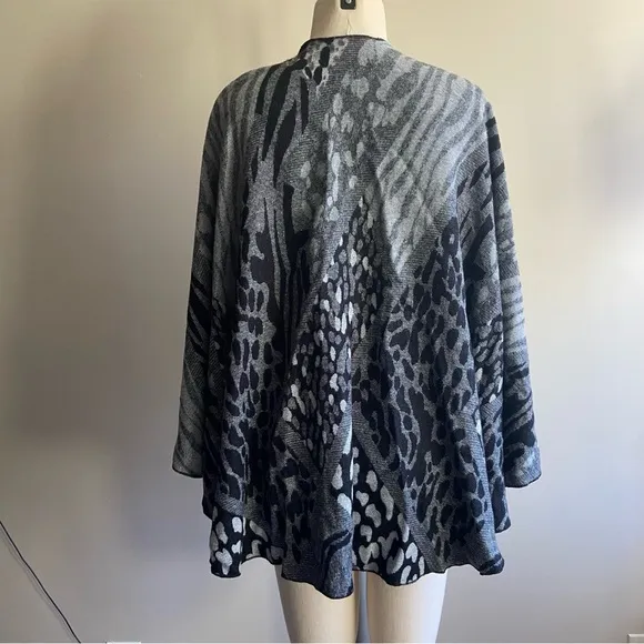 NWT Animal Print Rapti Cashmere Sweater