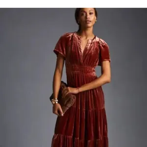 NWT Anthropologie Somerset Velvet Edition Maxi Dress Tiered Rasberry Pink XXS