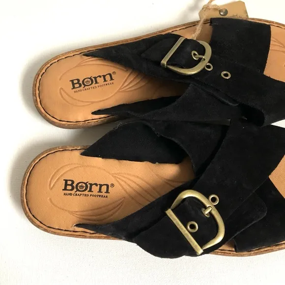 NWT Born Black Suede Leather Buckle Cross Strap Slip-On Sandals Size 8
