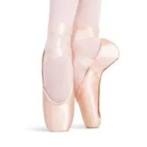 NWT Capezio Women  Pointe Shoe